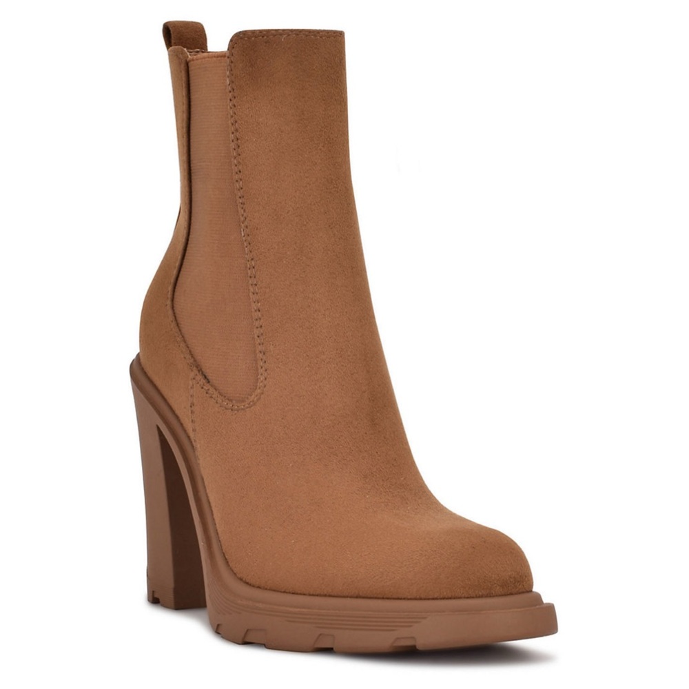 NIB Nine West Ream High Heel Chelsea Boots Brown Size 9.5
